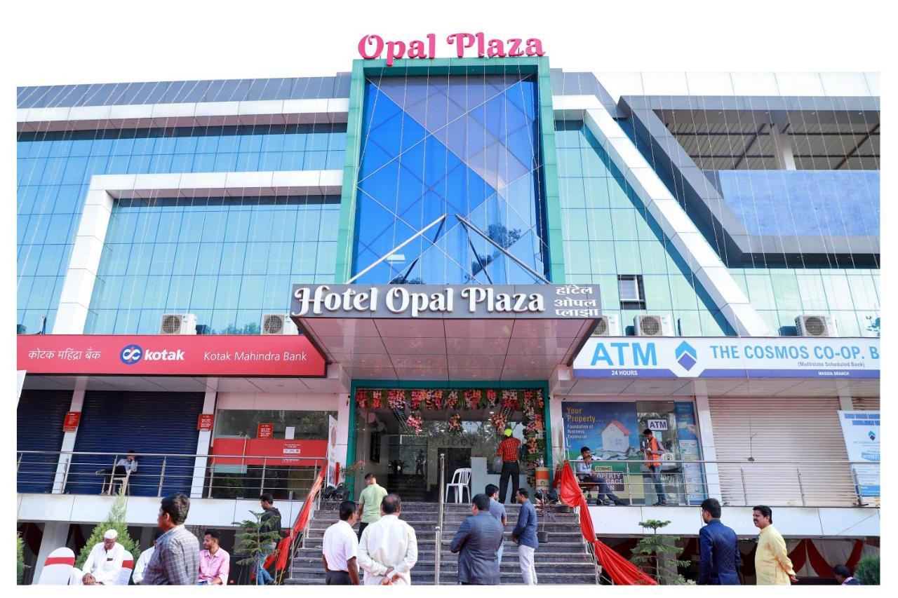 Hotel Opal Plaza Executive Waluj Buzurg Luaran gambar