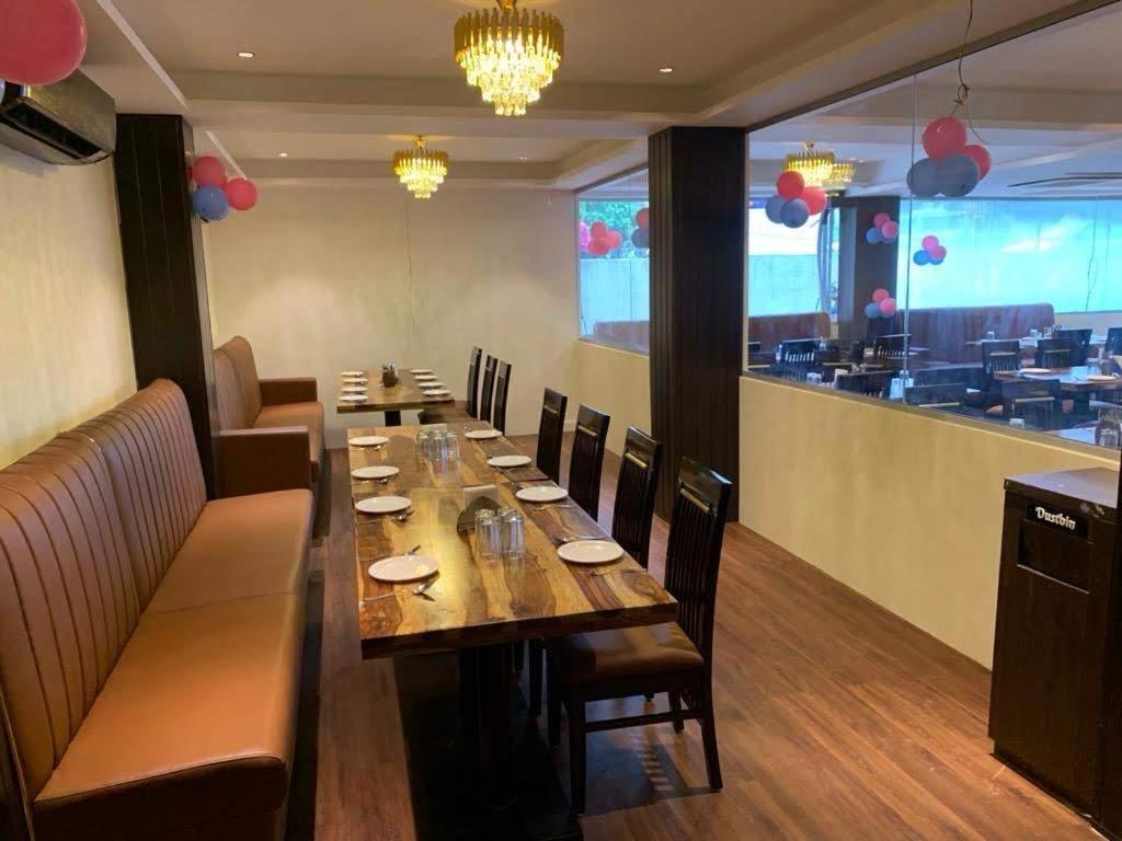 Hotel Opal Plaza Executive Waluj Buzurg Luaran gambar